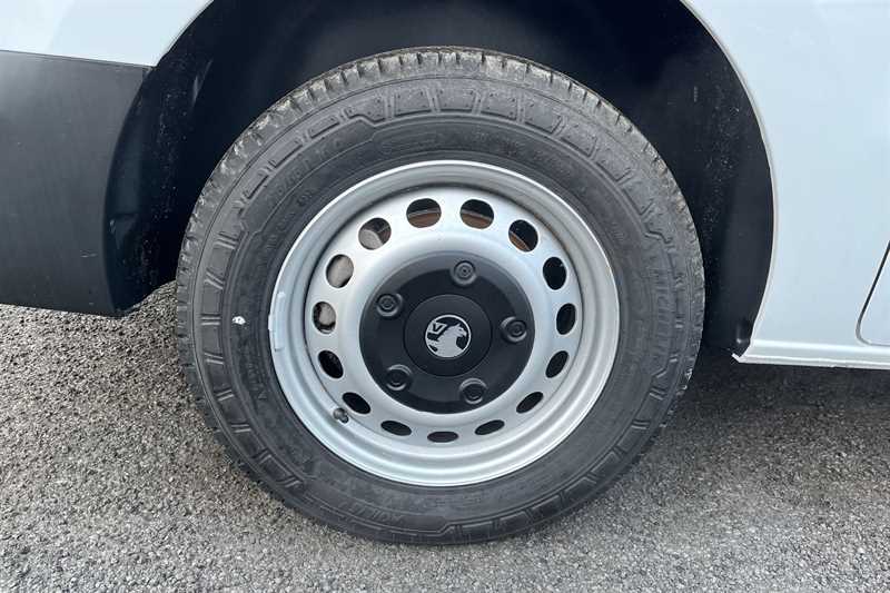 Used Vauxhall Vivaro for sale - 77800523: Photo 9