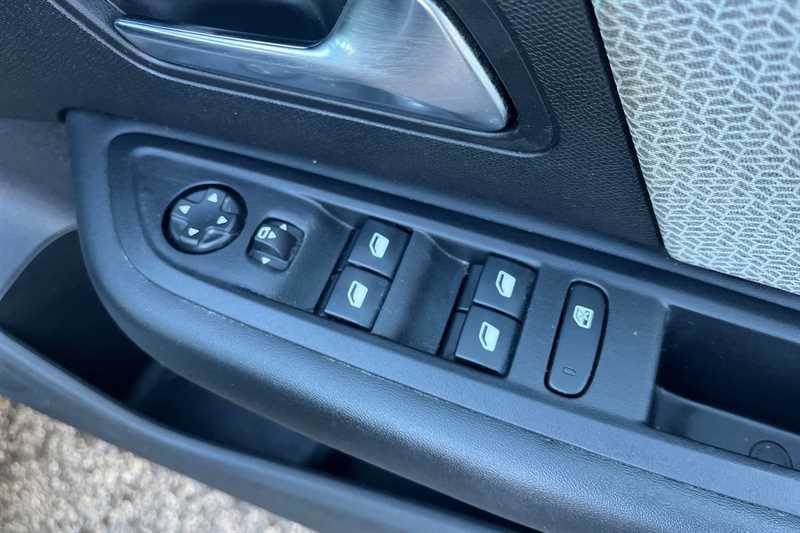 Used Citroen C4 2022 for sale - 77158118: Photo 16