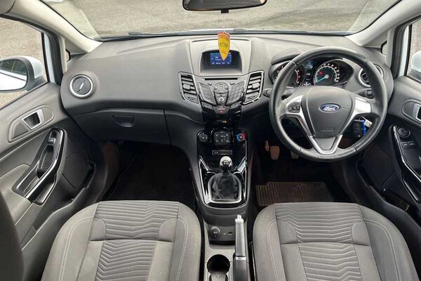 Used Ford Fiesta 2015 for sale - 76204310: Photo 13