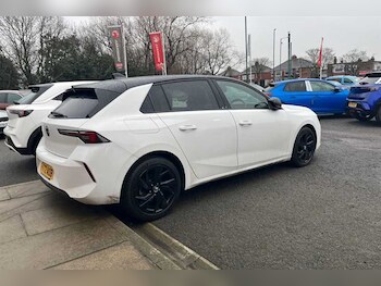 Used Vauxhall Astra undefined for sale - 77317382: Photo