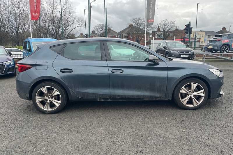 Used SEAT Leon 2022 for sale - 77317633: Photo 2