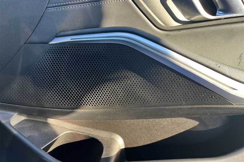 Used BMW 3 Series 2021 for sale - 76733596: Photo 27