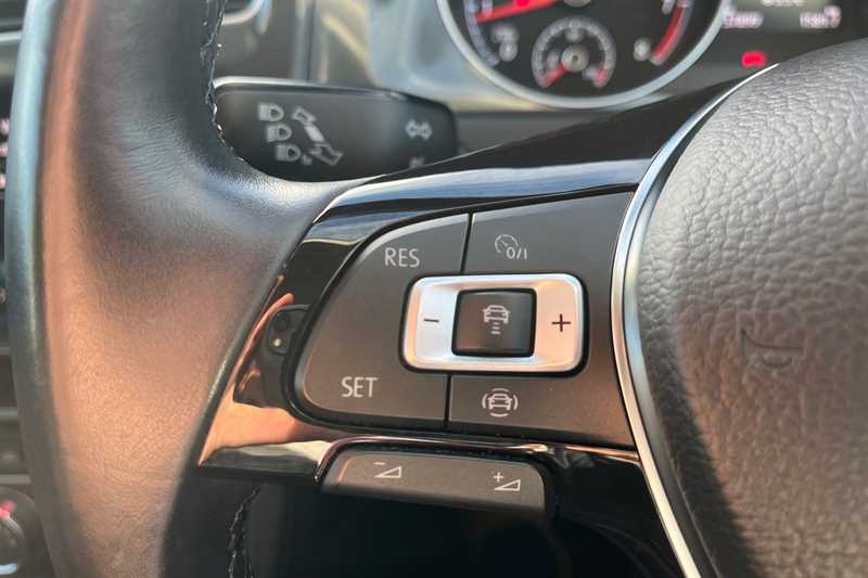 Used Volkswagen Golf 2019 for sale - 76791060: Photo 21