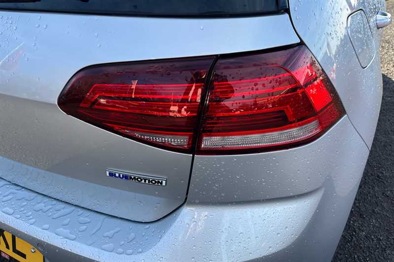 Used Volkswagen Golf 2019 for sale - 76791060: Photo 32