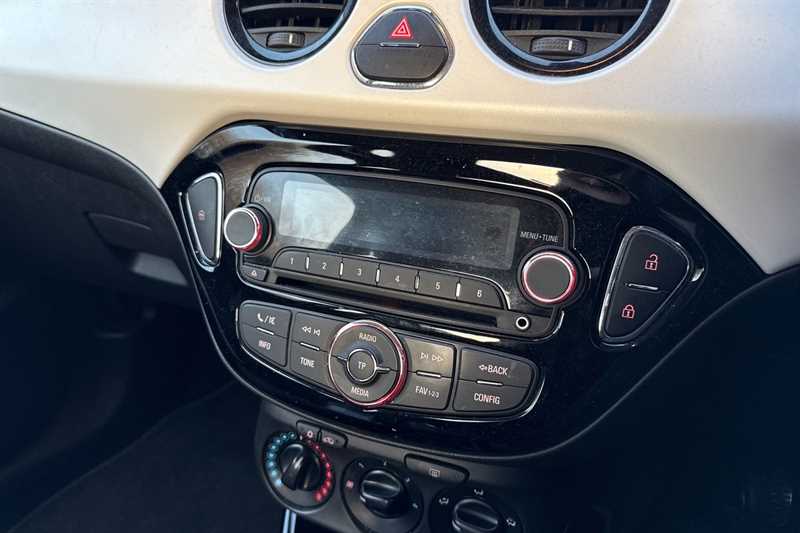 Used Vauxhall ADAM 2019 for sale - 77800692: Photo 2