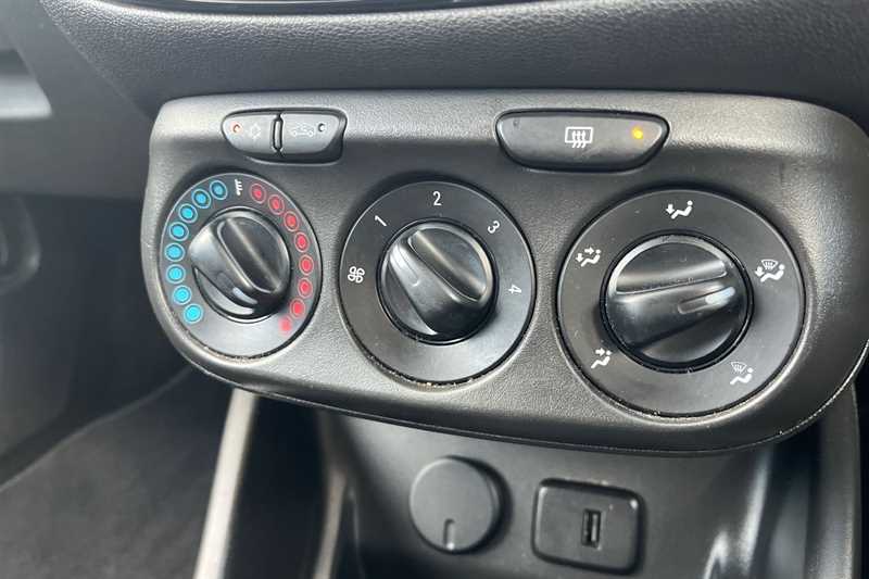 Used Vauxhall Corsa 2018 for sale - 76945065: Photo 15