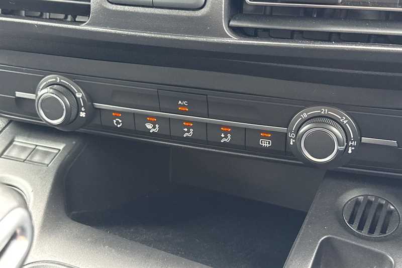 Used Vauxhall Combo Life 2020 for sale - 77914454: Photo 15