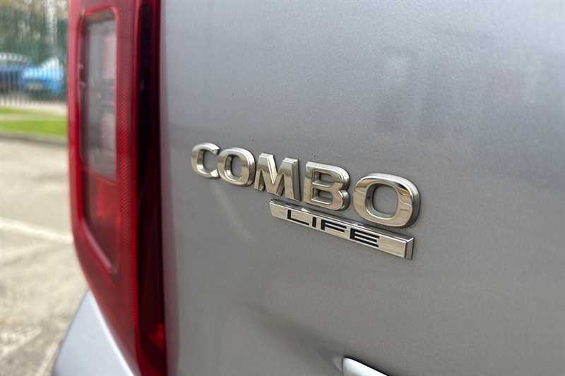 Used Vauxhall Combo Life 2020 for sale - 77914454: Photo 30