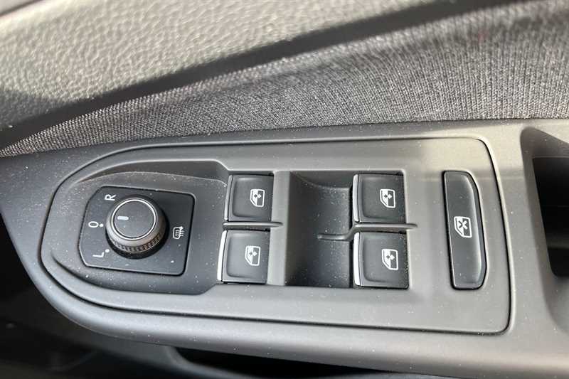 Used Volkswagen Golf 2023 for sale - 77444339: Photo 16