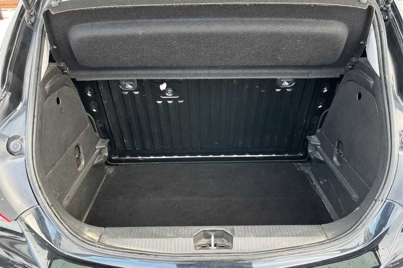 Used Vauxhall Corsa 2018 for sale - 77092944: Photo 25