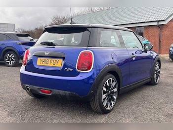 Used MINI Hatch 2018 for sale - 77773139: Photo
