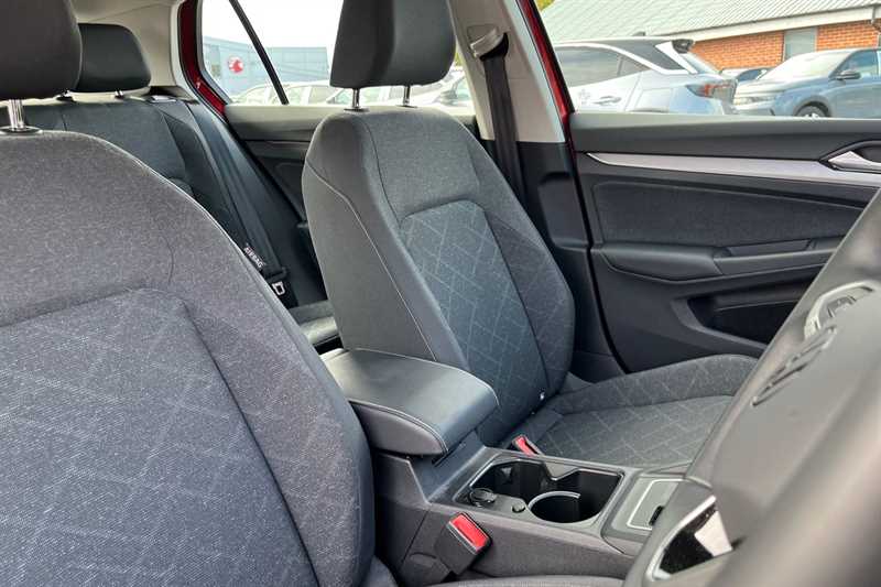 Used Volkswagen Golf 2023 for sale - 77390578: Photo 23