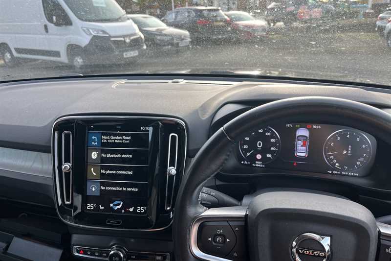 Used Volvo XC40 2021 for sale - 76943536: Photo 3