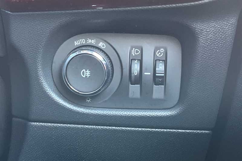 Used Vauxhall Mokka Electric 2024 for sale - 76668430: Photo 38