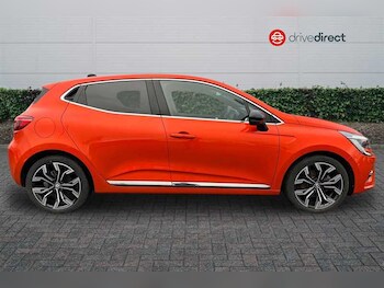 Used Renault Clio 2023 for sale - 76564050: Photo