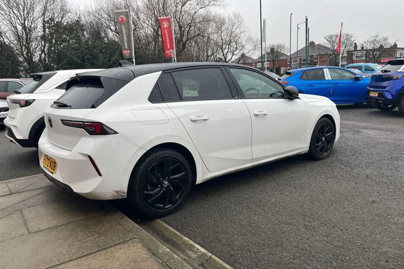 Used Vauxhall Astra for sale - 77309361: Photo 2