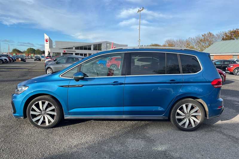 Used Volkswagen Touran 2020 for sale - 76448531: Photo 2