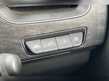 Used Renault Arkana 2024 for sale - 76956517: Photo