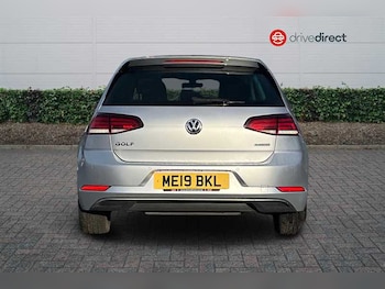 Used Volkswagen Golf 2019 for sale - 76877249: Photo