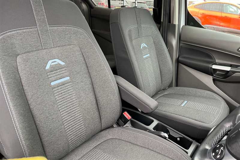 Used Ford Tourneo Connect 2022 for sale - 77711402: Photo 23