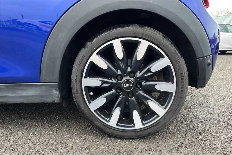 Used MINI Hatch 2018 for sale - 77930435: Photo 11