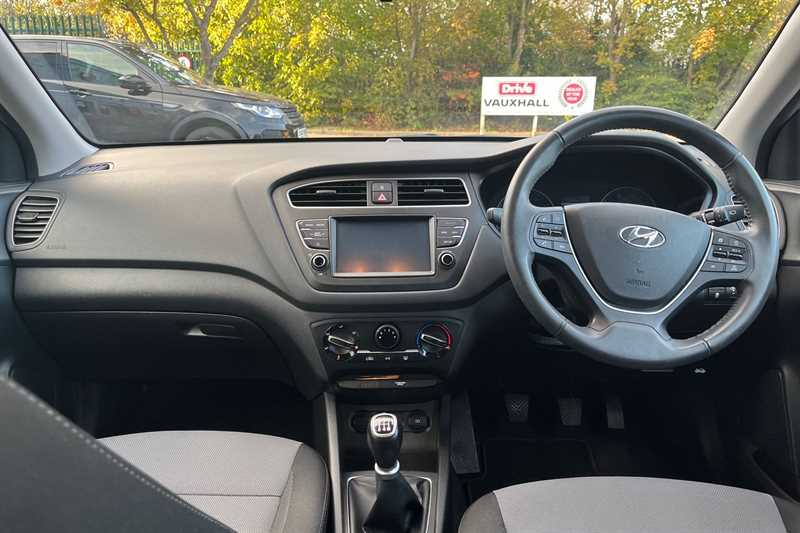 Used Hyundai i20 2019 for sale - 76204437: Photo 13