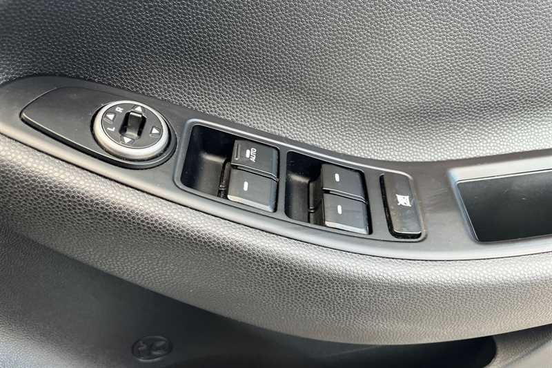 Used Hyundai i20 2019 for sale - 76204437: Photo 16