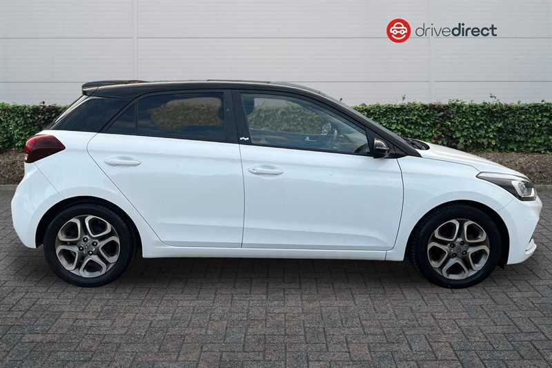 Used Hyundai i20 2019 for sale - 76204437: Photo 2