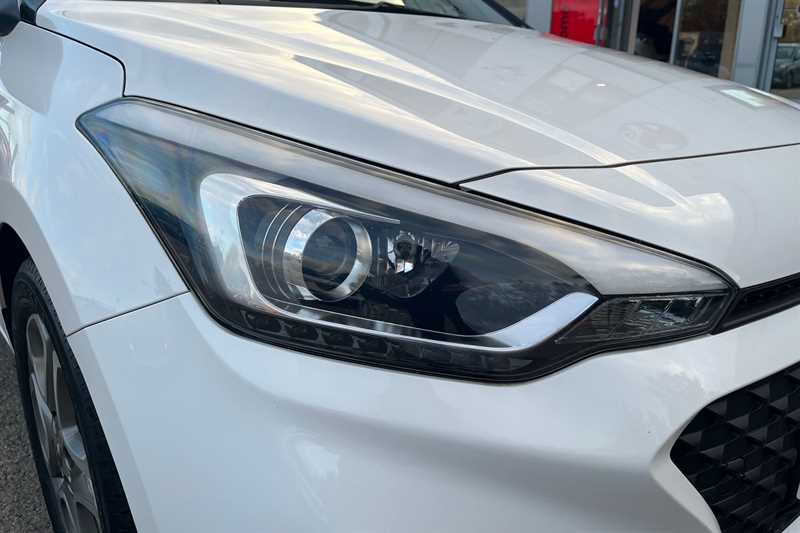 Used Hyundai i20 2019 for sale - 76204437: Photo 28