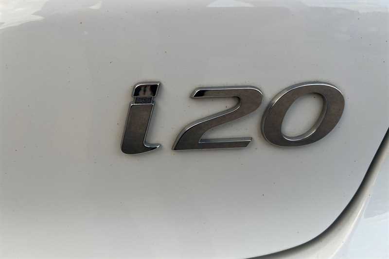 Used Hyundai i20 2019 for sale - 76204437: Photo 30