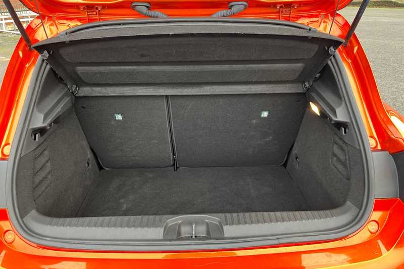 Used Renault Clio 2023 for sale - 76945153: Photo 25