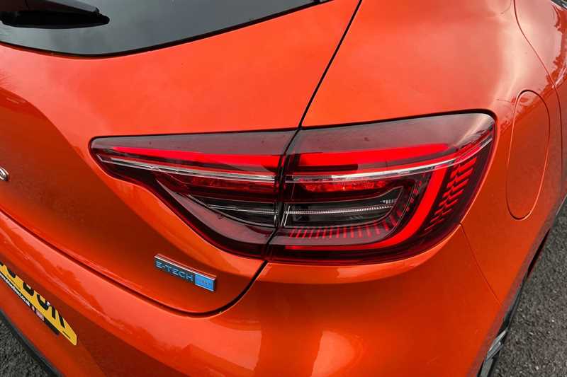 Used Renault Clio 2023 for sale - 76945153: Photo 32