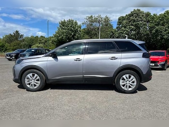 Used Peugeot 5008 2023 for sale - 78811609: Photo