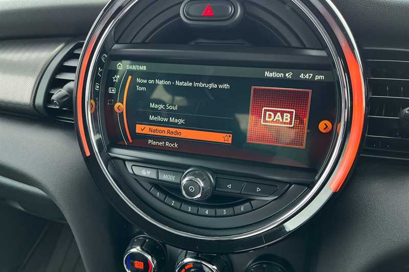 Used MINI Hatch 2018 for sale - 78138871: Photo 17