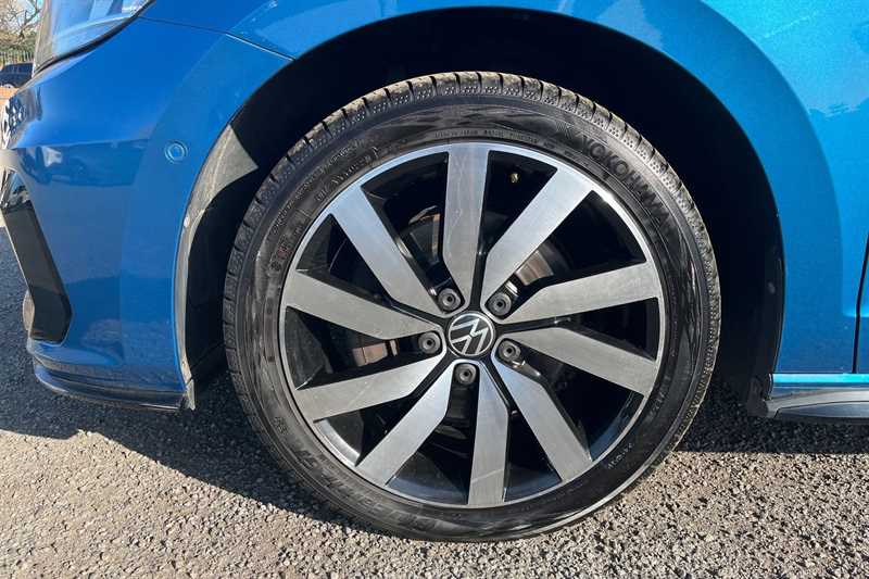 Used Volkswagen Touran for sale - 77863272: Photo 9