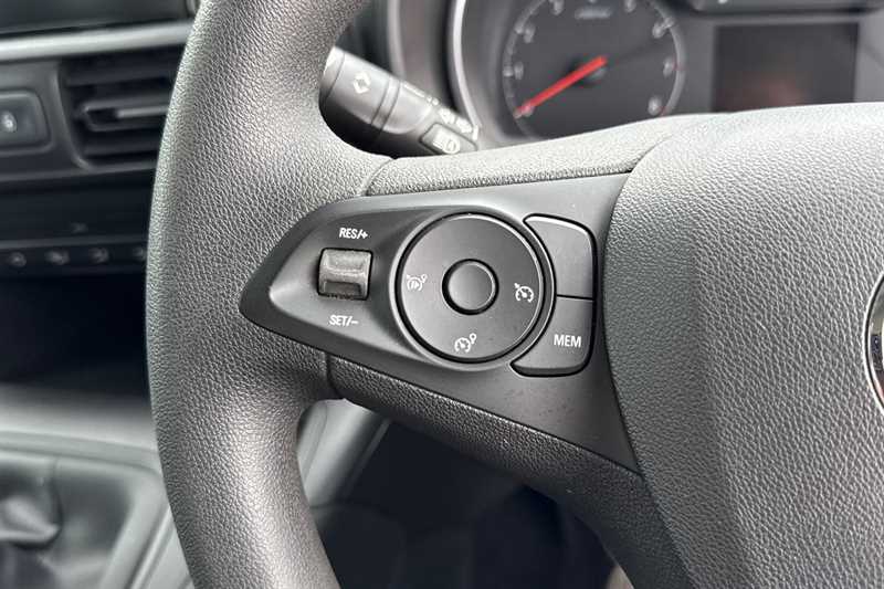 Used Vauxhall Combo Life 2020 for sale - 77943964: Photo 21