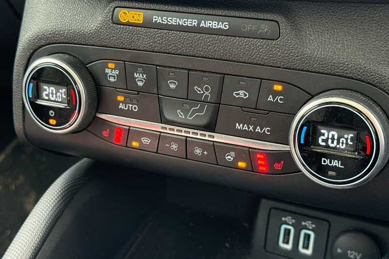 Used Ford Focus 2021 for sale - 78088957: Photo 2