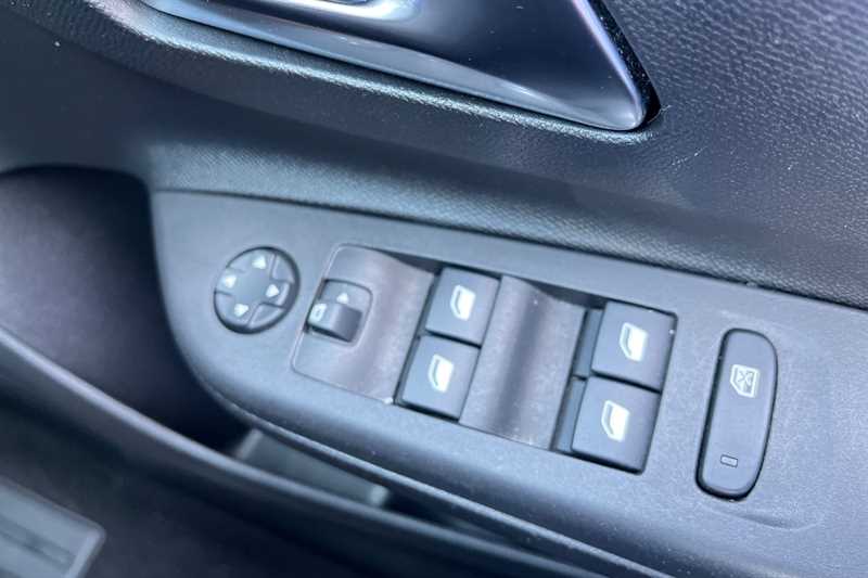 Used Vauxhall Corsa 2023 for sale - 77317091: Photo 16