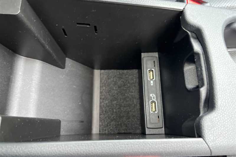 Used Mercedes-Benz A-Class 2017 for sale - 77553663: Photo 38