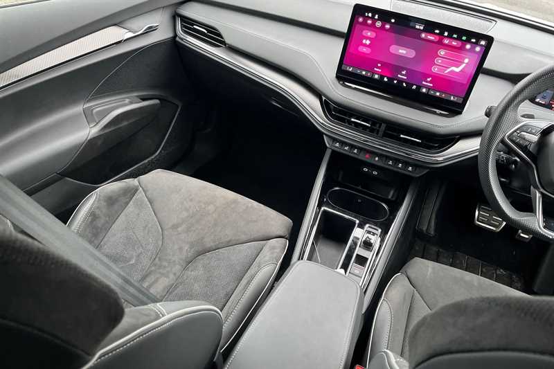 Used Skoda Enyaq 2025 for sale - 77811335: Photo 14