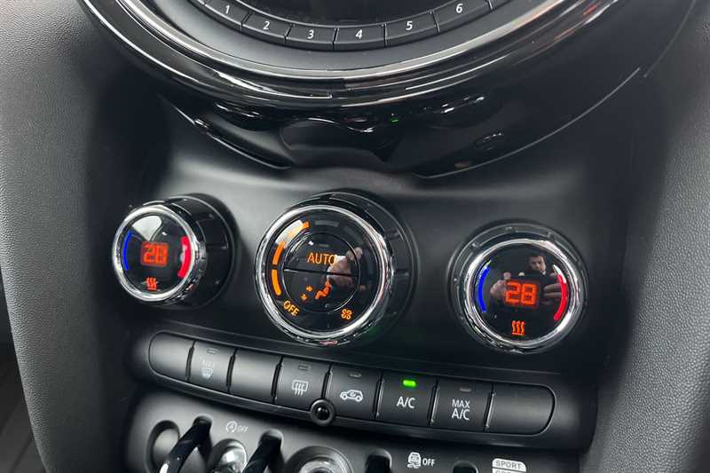 Used MINI Hatch 2018 for sale - 78216617: Photo 15