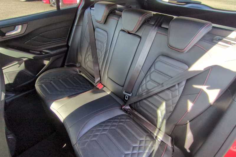 Used Ford Focus 2023 for sale - 77894649: Photo 4