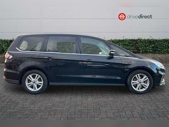 Used Ford Galaxy 2022 for sale - 76733111: Photo