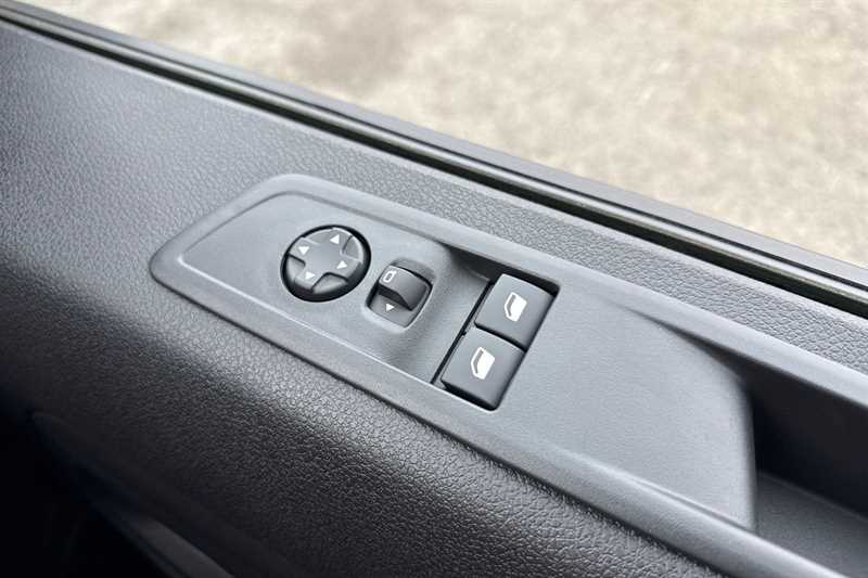 Used Vauxhall Vivaro 2026 for sale - 77894745: Photo 16