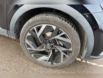 Used Renault Arkana 2024 for sale - 76944355: Photo