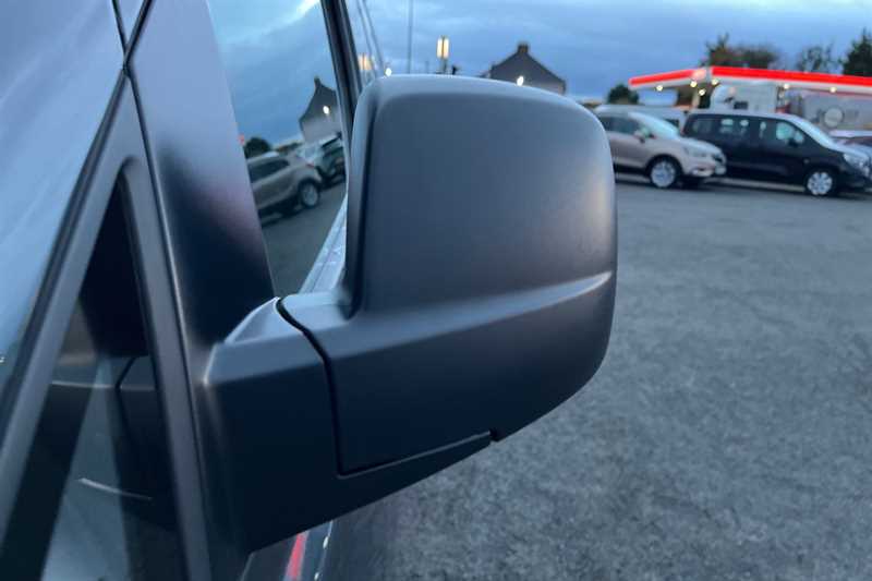 Used Hyundai i800 2019 for sale - 76529701: Photo 35