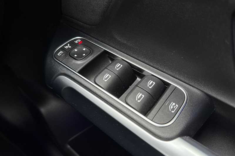 Used Mercedes-Benz GLB 2020 for sale - 77699760: Photo 16