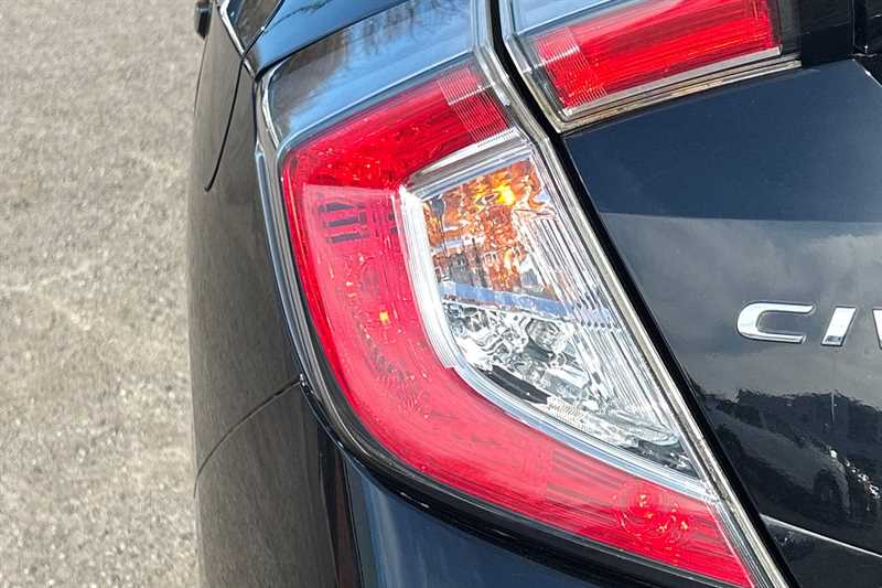 Used Honda Civic 2017 for sale - 78188545: Photo 31