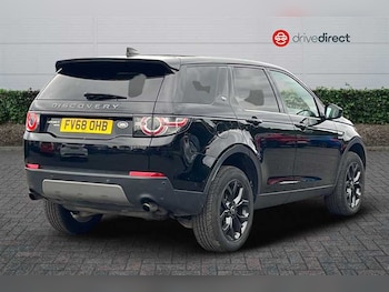 Used Land Rover Discovery Sport 2019 for sale - 76956358: Photo