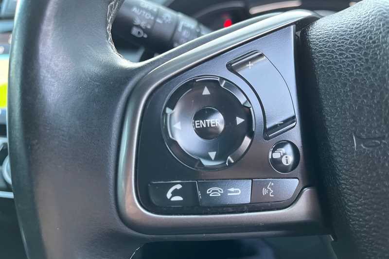 Used Honda Civic 2021 for sale - 76858434: Photo 21